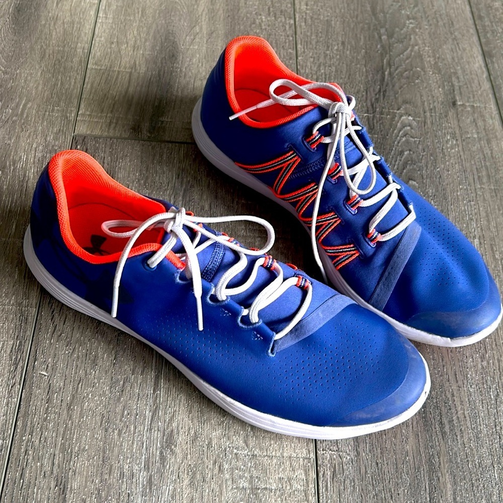 Under Armour Youth Size 7 Shoes